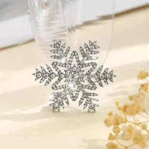 Luxury Snowflake Brooch Pin Shiny Rhinestones Weddings & Everyday Elegance Gift - Picture 1 of 2