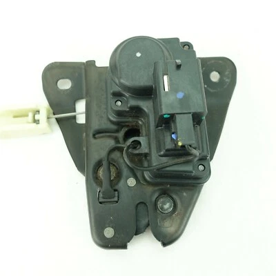 Motor actuador bloqueo puerta tapa maletero Dodge Avenger 2008 2009 2010 2011 2012 Foto 1 de 4