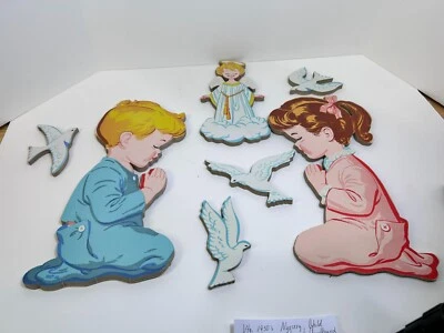 De colección. Colgantes de pared para vivero años 50. Cartón prensado, niño, niña, ángel, palomas Foto 1 de 4