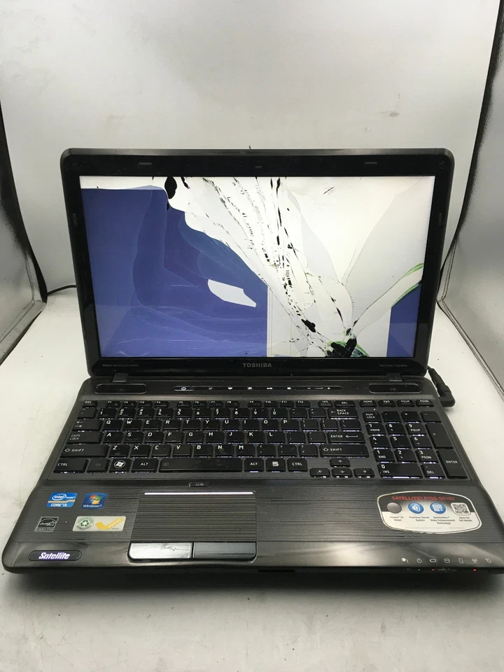 TOSHIBA SATELLITE P755 S5182 -PARA REPUESTOS/LCD DEFECTUOSO- INTEL I5 2ª GENERACIÓN - 4GB RAM - BB Foto 1 de 4
