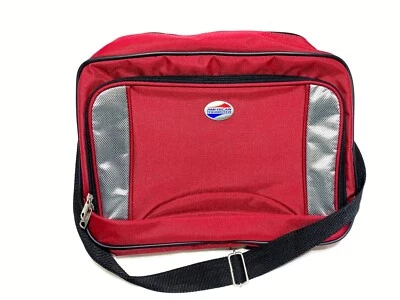 Bolsa de equipaje de viaje con correa para el hombro de lona roja y gris American Tourister Foto 1 de 4