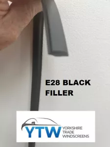 FITS BMW 520/528 E28 WINDSCREEN RUBBER PLASTIC BLACK INSERT FRONT OR REAR * x15m - Picture 1 of 4
