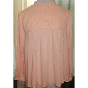 Cato size 18W / 20W rayon beautiful peach lace neckline blouse Plus size womens - Picture 1 of 7