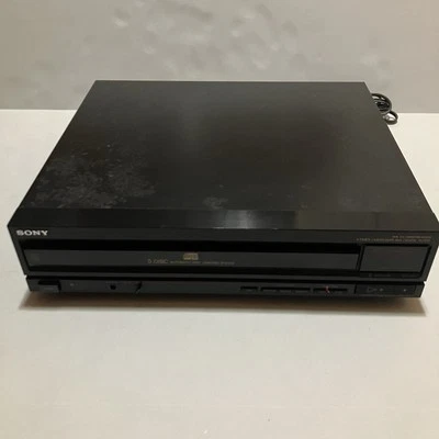 Sony Compact Disc Player CDP-C500 5 Disc Automatic Loading System NO REMOTE - Image 1 of 4