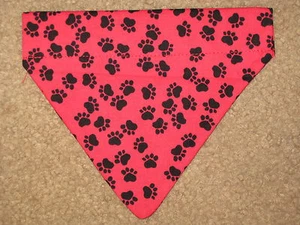Bandana per cani con stampa zampa di cane - 5 taglie XS-XL - Foto 1 di 1