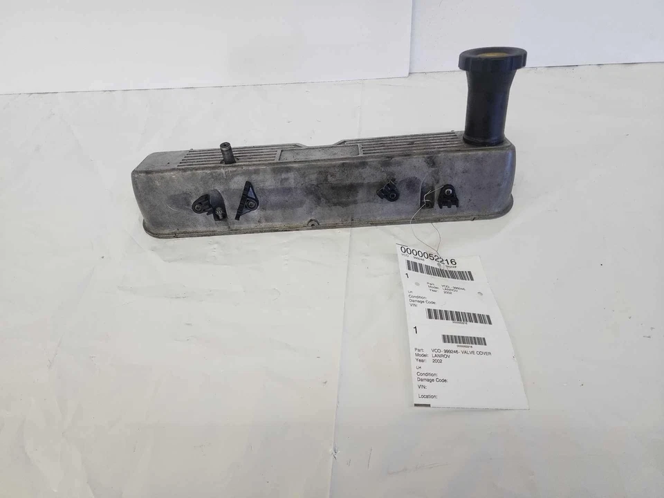 99-04 Land Rover Discovery II 2 Drivers Valve Cover OEM 6 Month Warranty - Image 1 of 4