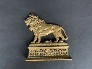Adorno de chimenea de latón inglés de principios del siglo XX - Imagen 1 de 10
