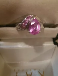 Diamond/pink Saphire Ring - Picture 1 of 5