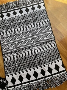 area rugs - Picture 1 of 2
