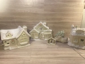 Lotto Momenti Preziosi Città dello Zucchero Casa Auto Capanna Natività - Foto 1 di 6