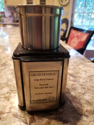 Molinillo de café Cuisinart DCG-12bc central capacidad 18 tazas súper silencioso usado en excelente estado Foto 1 de 4