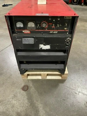 Soldadora de varilla Lincoln Electridc DC-600 Foto 1 de 4