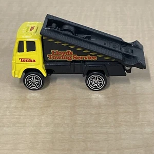 Maisto Tonka 2000 Hasbro Lloyd's Towing Service Black Tow Truck 1:64 Scale KG JD - Picture 1 of 8