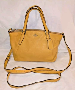 Coach kleine Kelsey Canary Leder Umhängetasche Handtasche - Bild 1 von 22