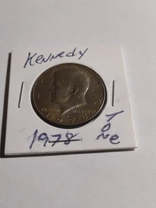 1978-D Gold Toning! Kennedy Half Dollar ~ Free Shipping! - Picture 1 of 7