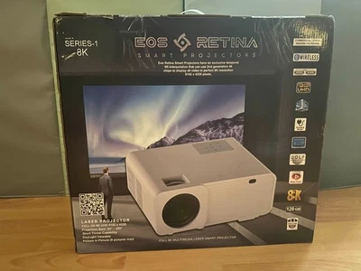 Proyector inteligente EOS RETINA SERIE-1 8K compatible con simulador de golf Foto 1 de 4