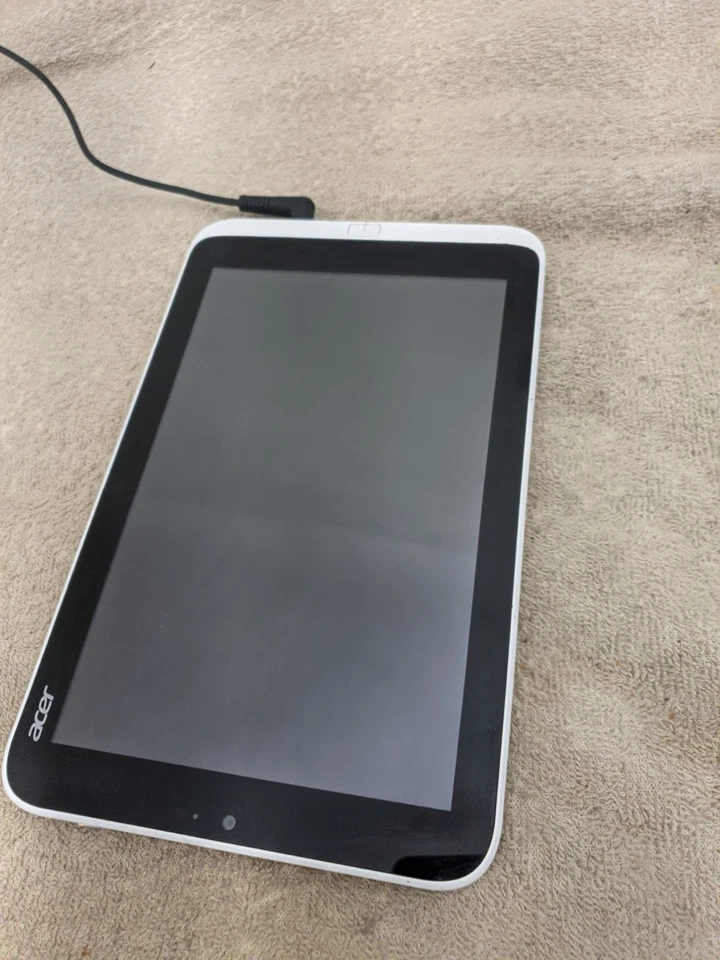 Tablet ACER W3 810 - Immagine 1 di 1