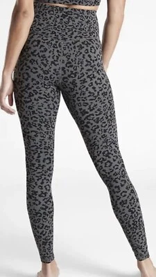 Leggings ATHLETA Elation tiro ultra alto gris antracita leopardo pequeños pequeños SP Foto 1 de 4