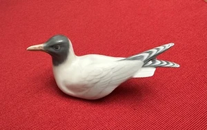 Royal Copenhagen 1468 Seagull Bird Figurine 5inch - Picture 1 of 5