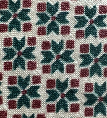 Tela floral a cuadros de algodón de colección W43”xL2Yd cuadrados verdes y borgoña en blanco Foto 1 de 4