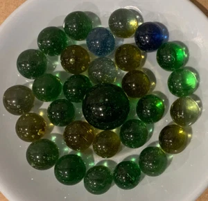 Clear Glass Marble - Lot of 29 - Including One Taw / Shooter - Picture 1 of 2