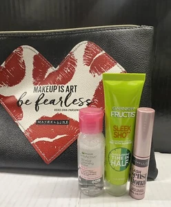 Juego de belleza Maybelline - Maquillaje es arte ser sin miedo 3 piezas + bolsa de maquillaje - Imagen 1 de 2