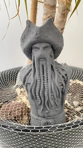Davy Jones Figure Pirates of the Caribbean Bust Flying Dutchman Captain Davy Jo - Picture 1 of 12