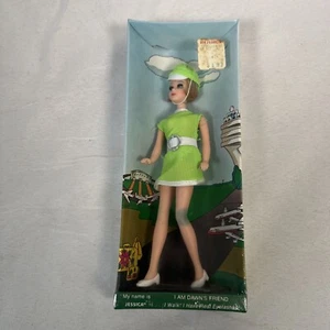 NRFB 1970 TOPPER DAWN WALKING JESSICA DOLL LIME GREEN WHITE UNIFORM SEALED NEW - Picture 1 of 8