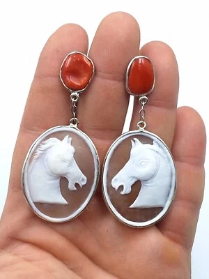 Orecchini da donna di Argento 925 e corallo Rosso in Cammeo con pendenti a cameo - Immagine 1 di 4