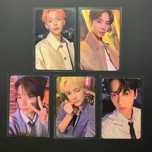 TXT TOMORROW X TOGETHER Official 2024 Season’s Greetings Photocard Choose 1 of 5 - Picture 1 of 12