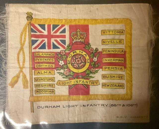 BDV SILK CIGARETTE CARD-REGIMENTAL COLOURS AND CRESTS-G Size DURHAM LIGHT INFANT - Image 1 of 1