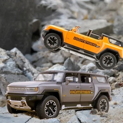 1:24 HUMMER EV Alloy Diecast Car Model Sound & Light Simulation Kids Toy Gift - Image 1 of 4