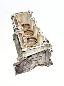 Kurbelgehäuse Motorblock 9650358180 oberer Teil 206 1,4 65KW KFU Original - Picture 1 of 11