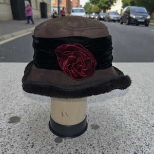 Sombrero Susan Bradford Piel de Oveja Gamuza Terciopelo Cloche Marrón Negro Para Mujer - Imagen 1 de 7