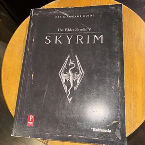 Elder Scrolls V: Skyrim: Prima Official Game Guide - Paperback - GOOD - Picture 1 of 4