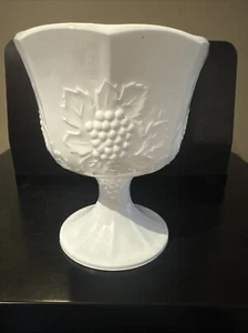 Vintage INDIANA COLONY HARVEST MILK GLASS GRAPE COMPOTE Vase Planter Footed Bowl - Picture 1 of 10
