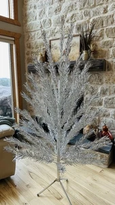 1950’s-1960’s Stainless Aluminum Christmas 6’ Tree From Aluminum Specialty Co. - Picture 1 of 13