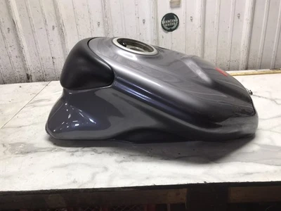 99 Ducati 750 SS 750SS Supersport tanque de gasolina combustible gasolina  Foto 1 de 4