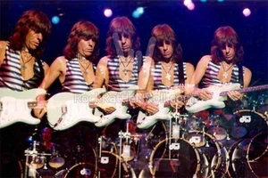 PÓSTER DE GUITARRA JEFF BECK 1995 GUITAR HERO 11x17 CLÁSICO DALLAS TEXAS FOTO ORIGINAL EN VIVO - Imagen 1 de 1