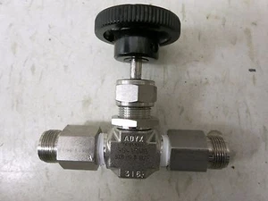 SWAGELOK SS-1RM6 SS integriertes Motorhaubennadelventil, 0,73 CV, 3/8 Zoll MNPT 5000 psi - Bild 1 von 5