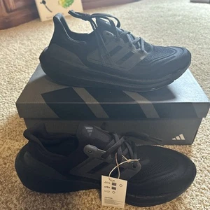 Scarpe da corsa Adidas Ultraboost leggere da uomo nere taglia 11 GZ5159 - Foto 1 di 5