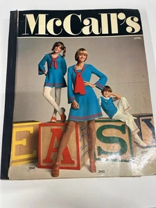 Vintage McCalls Store Counter Sewing Pattern Book 1972 Catalog Retro 70’s Clothe - Picture 1 of 16