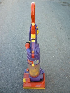 Dyson Upright DC04 De Stijl Limited Edition Vacuum Cleaner Tested Fully Working - Picture 1 of 24
