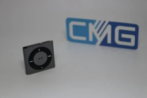 Apple iPod shuffle 4.Generation 2 GB Graphit 4G (aktuellstes Modell) Mp3 Player - Bild 1 von 4