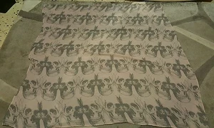 Foulard vintage scarf woman 94x94 teschio teschi skull pink and Grey - Picture 1 of 1