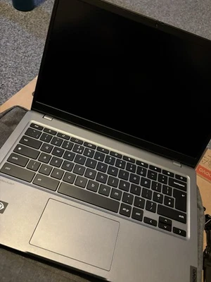 Lenovo Google Chromebook Plus Laptop IdeaPad Slim 3 14" Core i3 N305 8GB 256GB - Image 1 of 4
