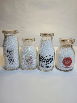 Lot Of 4 Vintage Clear Glass Half Pint Cream Milk Dairy Bottle Sunnymede Voegels - Image 1 of 4