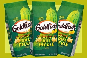 3x New Goldfish SPICY DILL PICKLE Baked Crackers 6.1oz Bag Limited Edition - Picture 1 of 4