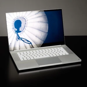 Razer Blade Studio 2020 – 4K OLED | Quadro RTX 5000 Max-Q | 32 GB RAM / 1 TB SSD - Bild 1 von 5