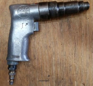 MAC TOOLS REVERSIBLE PNEUMATIC SCREWDRIVER /NUT RUNNER MODEL ASD810 - Picture 1 of 4